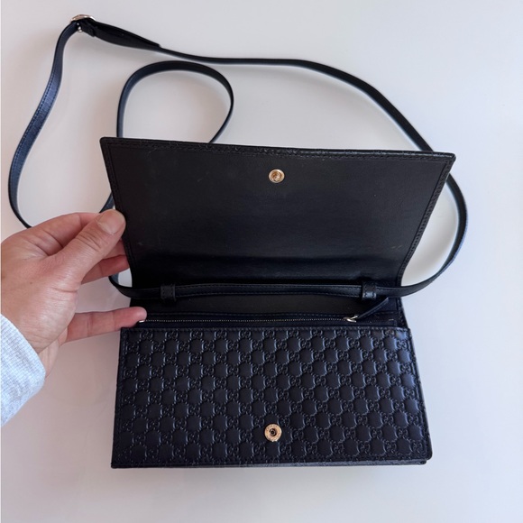 Gucci Black Microguccissma Leather Wallet On Chain (WOC) - Picture 2 of 16